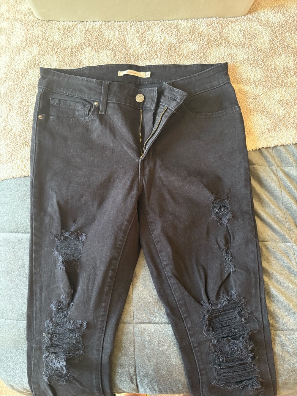 Levi's Black Distressed Skinny Jeans